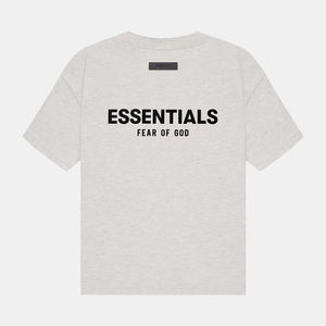 Handla Fear of God Essentials "Light Oatmeal" Tee (SS22) online | Smidigt och enkelt på nätet - Merchsweden |