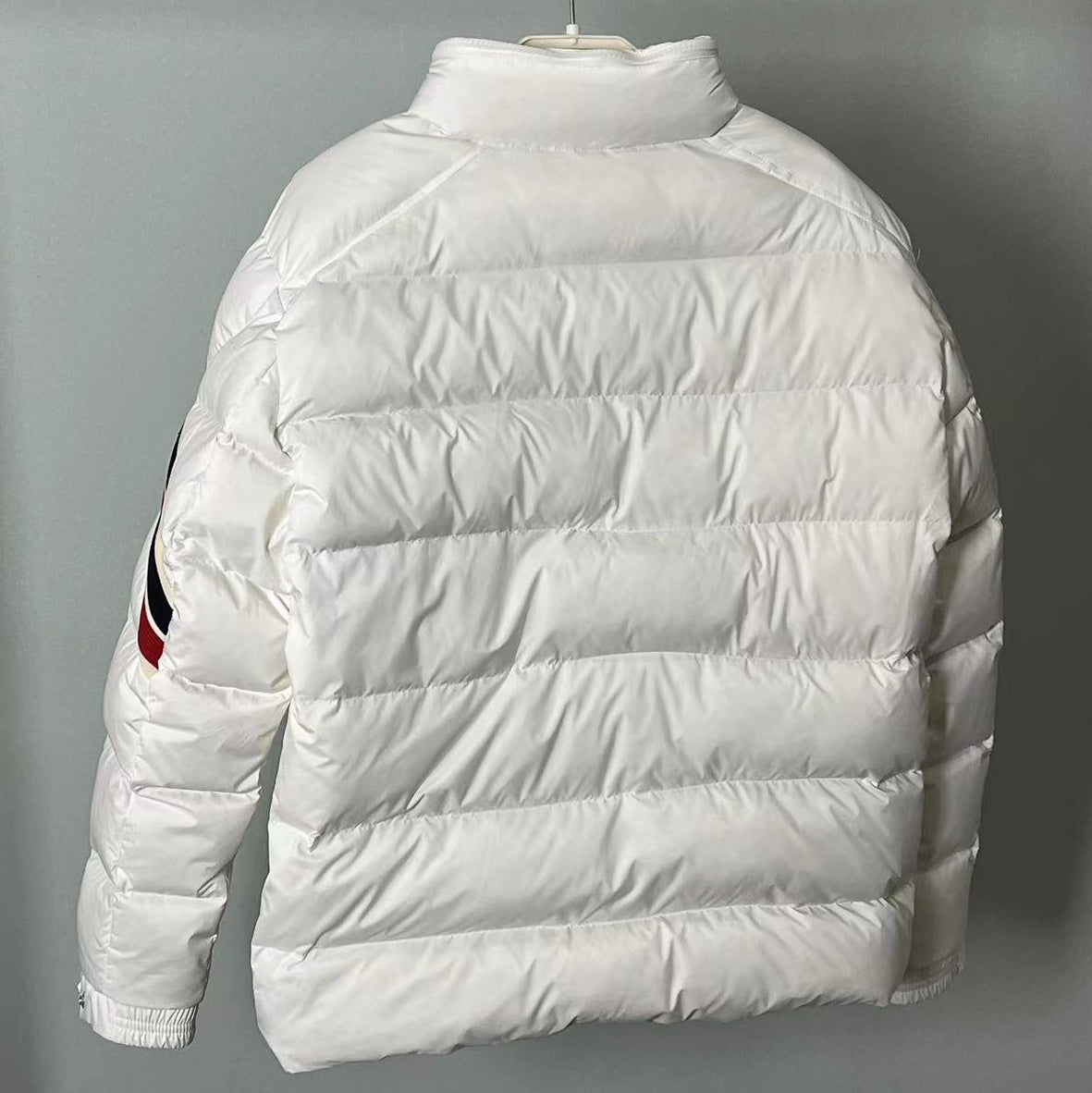 Moncler SOLAYAN SHORT DOWN JACKET