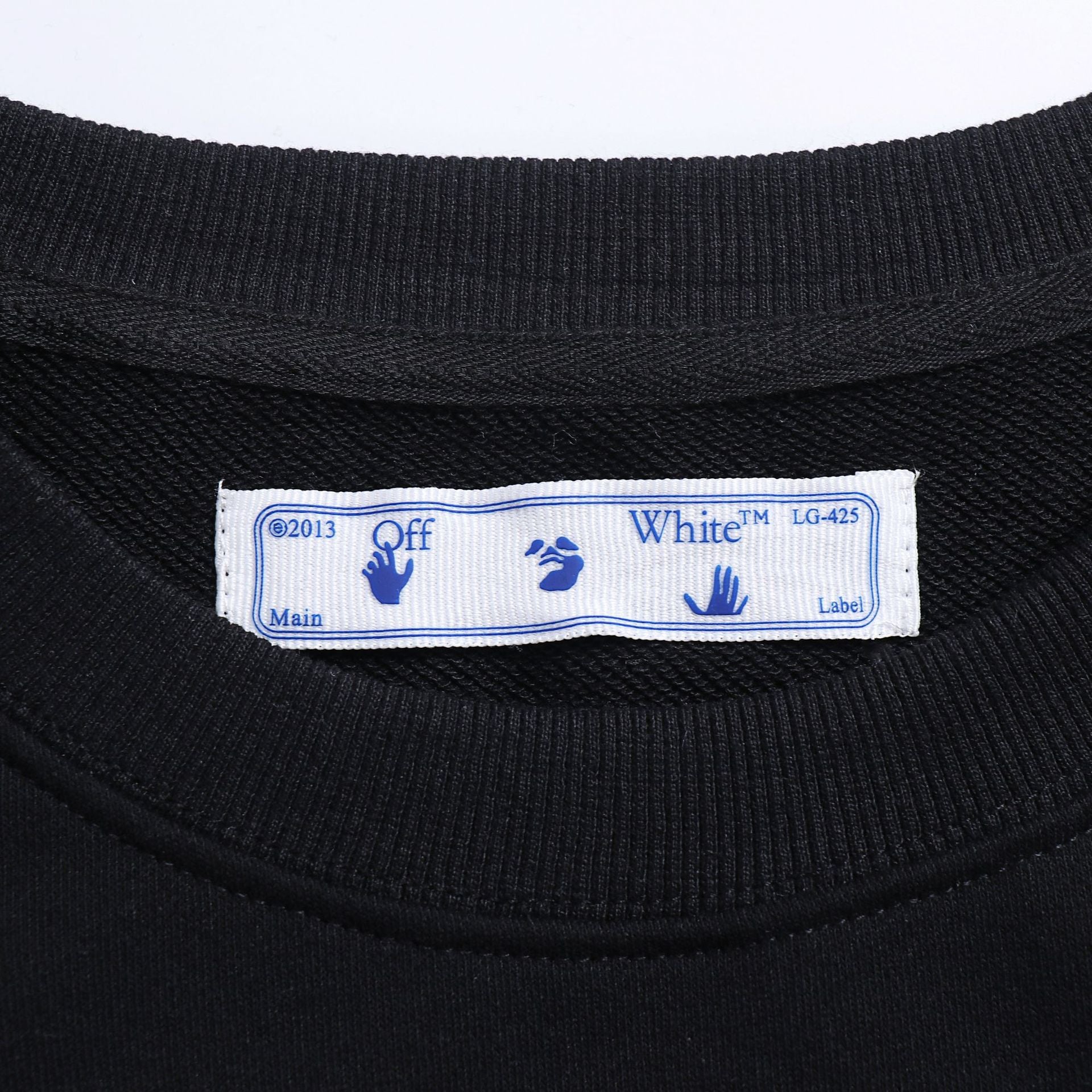 OFF WHITE Sweatshirts