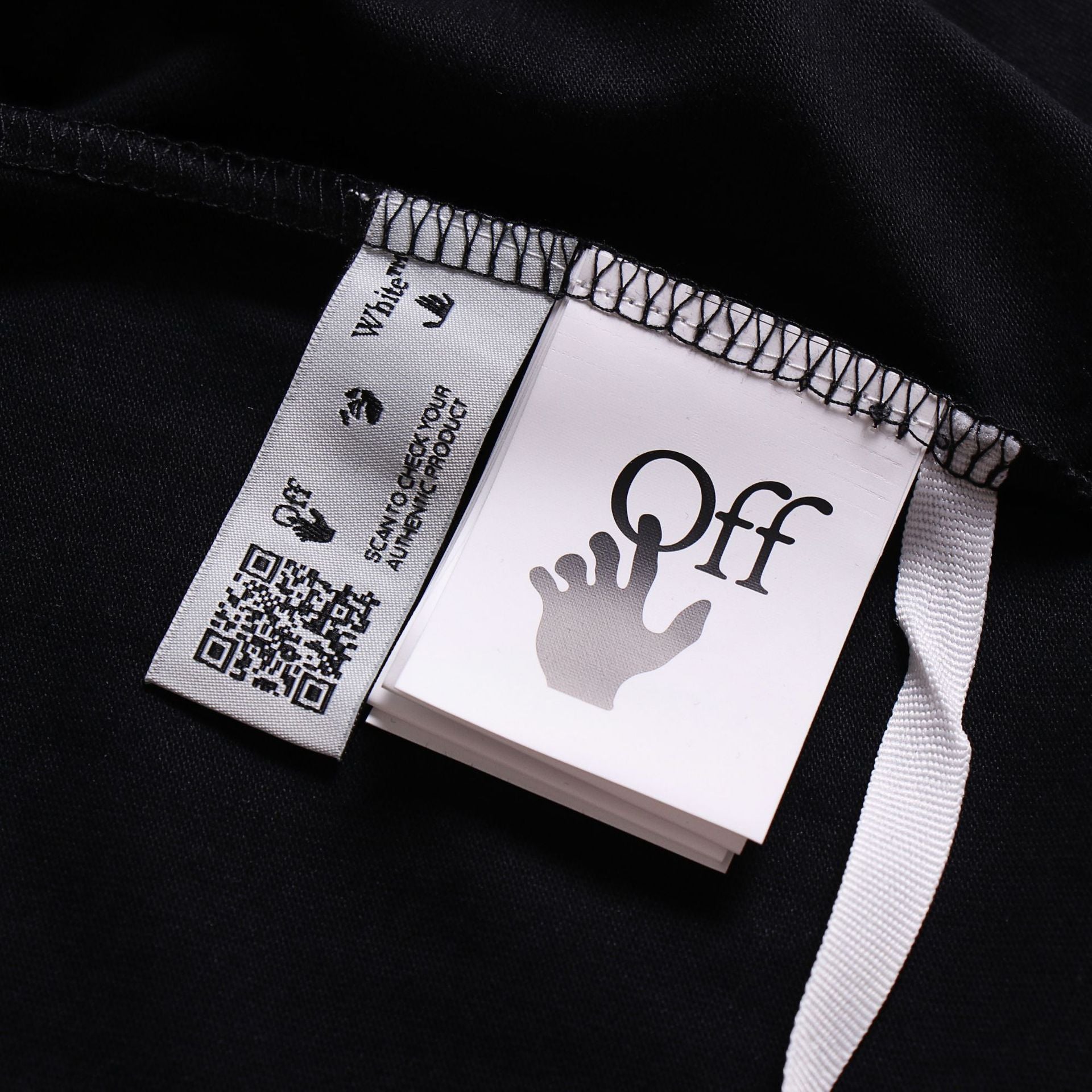 OFF WHITE T-Shirt